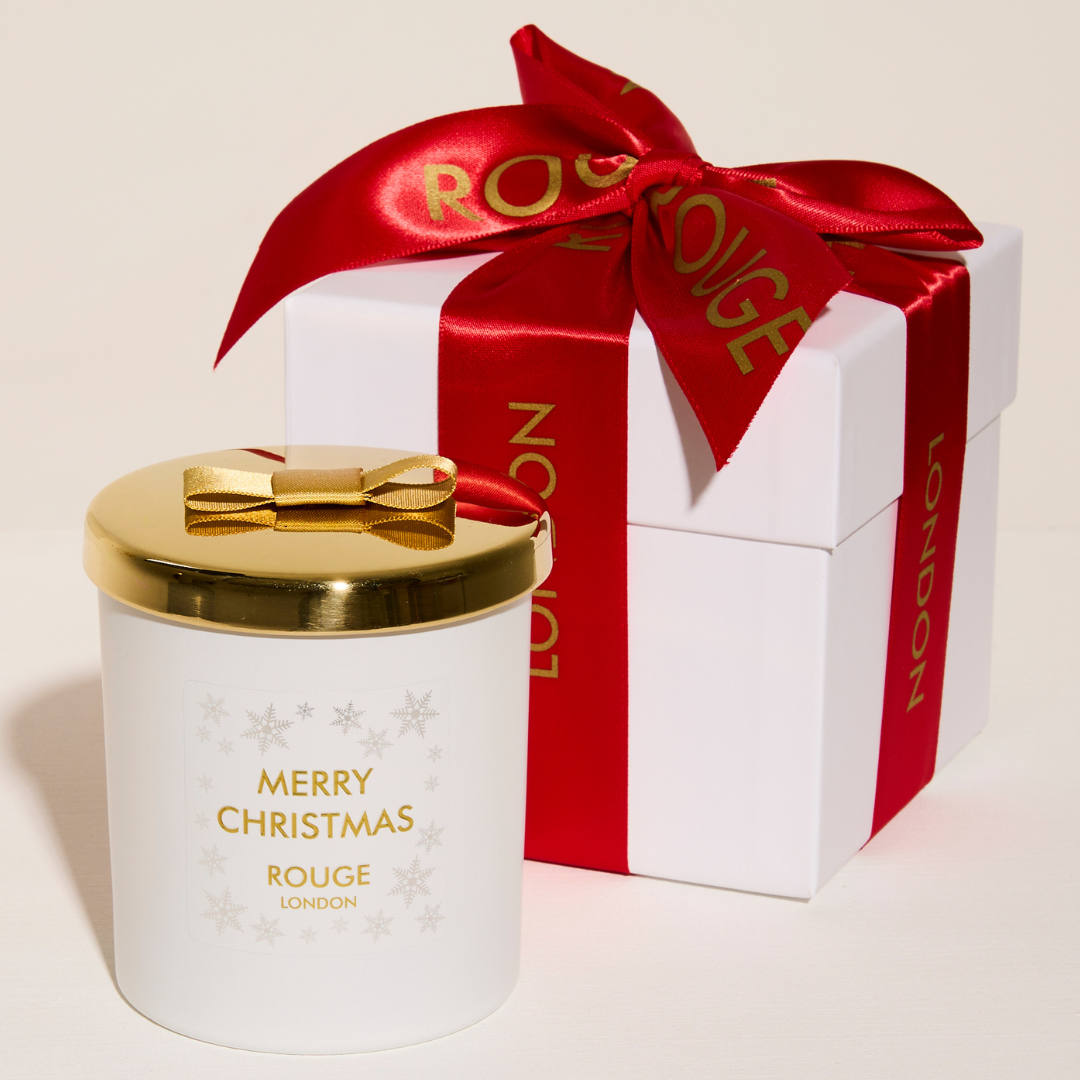 Rouge London Merry Christmas Candle Cinnamon, clove, citrus and pine